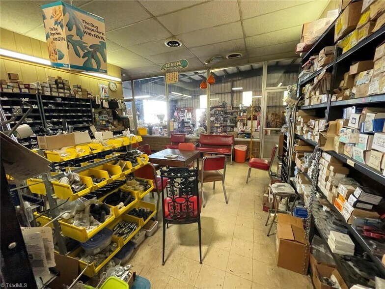 More Photos Of 607 Main, Pilot Mountain Storefront Retail Residential For Sale