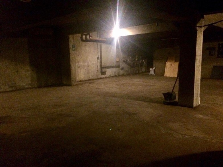 More Photos Of 3430 W Diversey Ave, Chicago Coworking Space