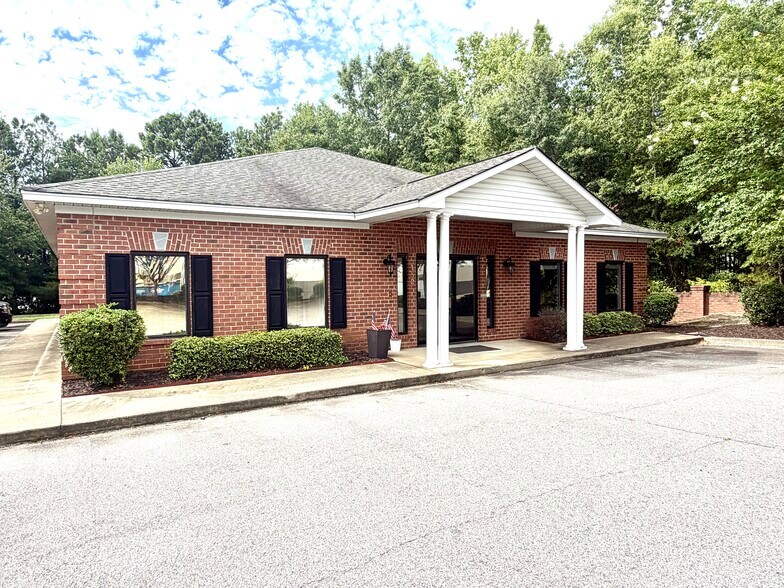 Primary Photo Of 182 Laurelhurst Ave, Columbia Medical For Lease