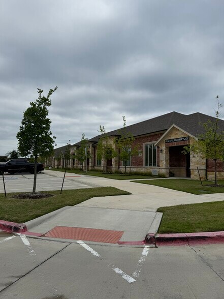 More Photos Of 400 Stonebrook Pky, Frisco Medical For Lease