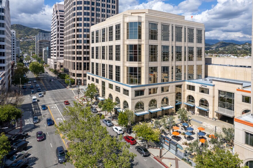 More Photos Of 450 N Brand Blvd, Glendale Office For Lease