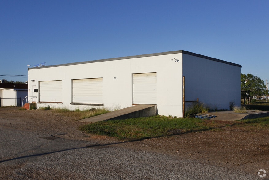 More Photos Of 3505 Houston Hwy, Victoria Warehouse For Sale