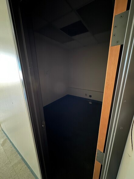 More Photos Of 14500 N Dallas Pky, Dallas Unknown For Lease