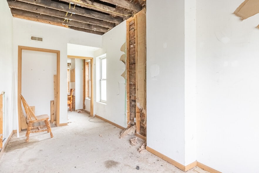 More Photos Of 6928 Superior Ave, Cleveland Apartments For Sale