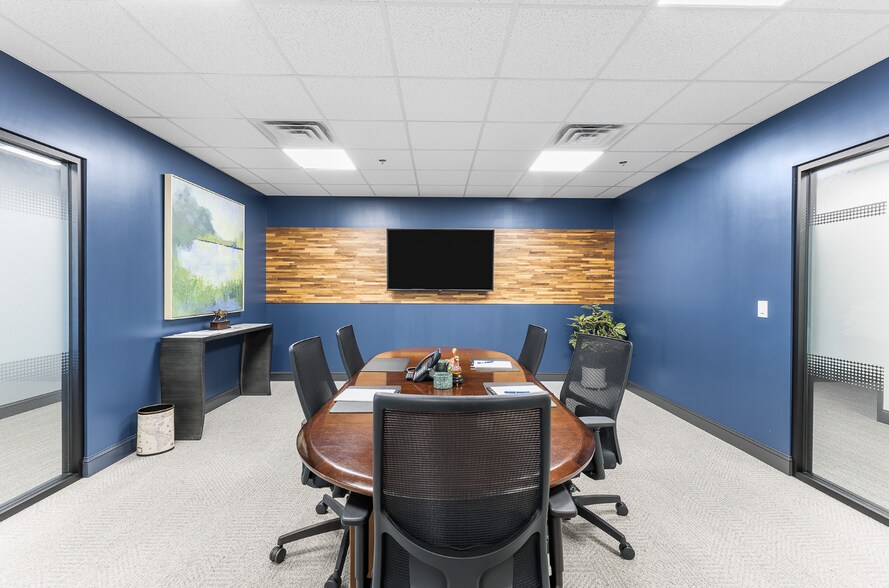 More Photos Of 500 Canal View Blvd, Rochester Unknown For Lease