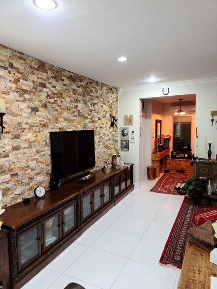 More Photos Of 4415 Atlantic Ave, Brooklyn Apartments For Sale