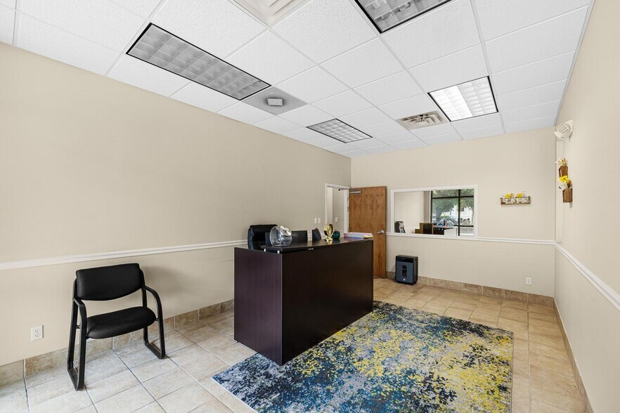 More Photos Of 119 N Palafox St, Pensacola Office For Lease