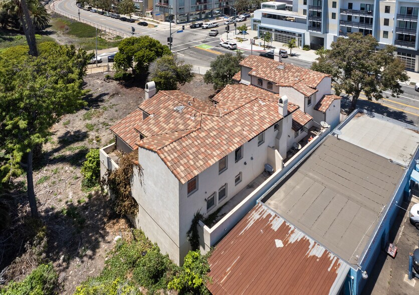 More Photos Of 42 E Thompson Blvd, Ventura Apartments For Sale