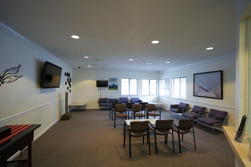 More Photos Of 2950 Stone Hogan Connector Rd SW, Atlanta Medical For Sale