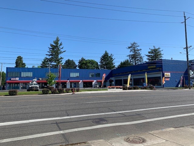 More Photos Of 18061-18081 SE Division St, Portland Auto Repair For Lease