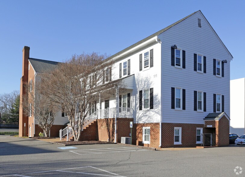 More Photos Of 1915 Huguenot Rd, Richmond Office For Lease