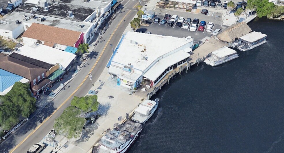 More Photos Of 776 Dodecanese Blvd, Tarpon Springs General Retail For Sale