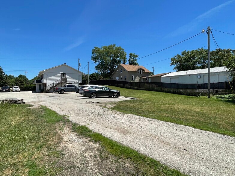 More Photos Of 1925 S Main St, Bloomington Rehabilitation Center For Sale