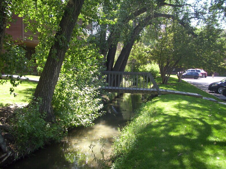 More Photos Of 8671 Wolff Ct, Westminster Office For Lease