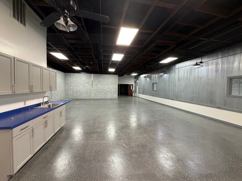 More Photos Of 9110 Interstate 30, Little Rock Warehouse For Lease