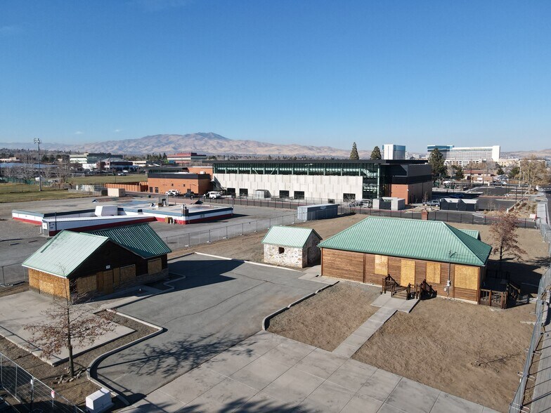 More Photos Of 3675 Baker Ln, Reno Freestanding For Lease