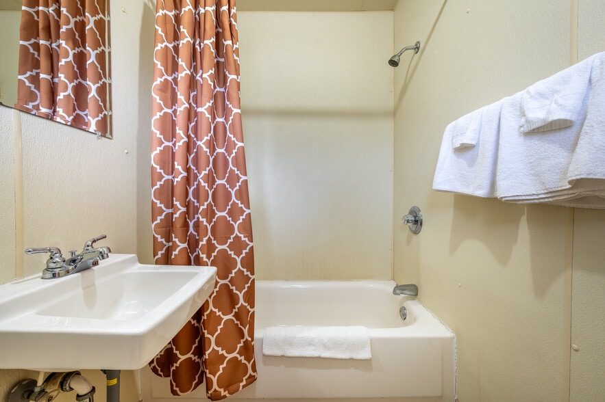 More Photos Of 2295 Jeb Stuart Hwy, Meadows Of Dan Hotel For Sale