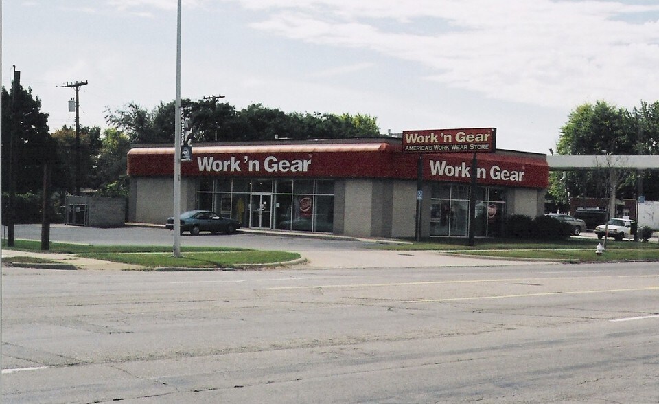 Primary Photo Of 19363 Eureka Rd, Southgate Freestanding For Sale