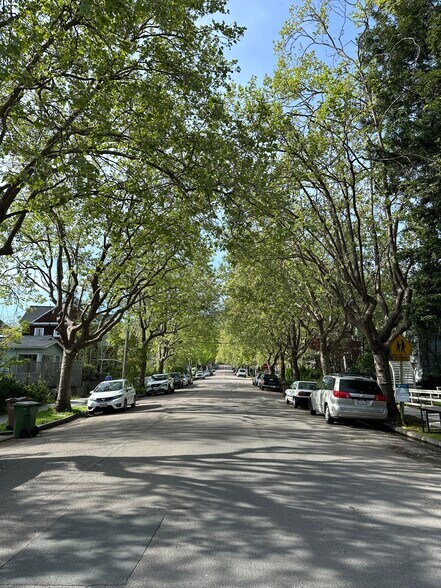 More Photos Of 107 Marin St, San Rafael Apartments For Sale
