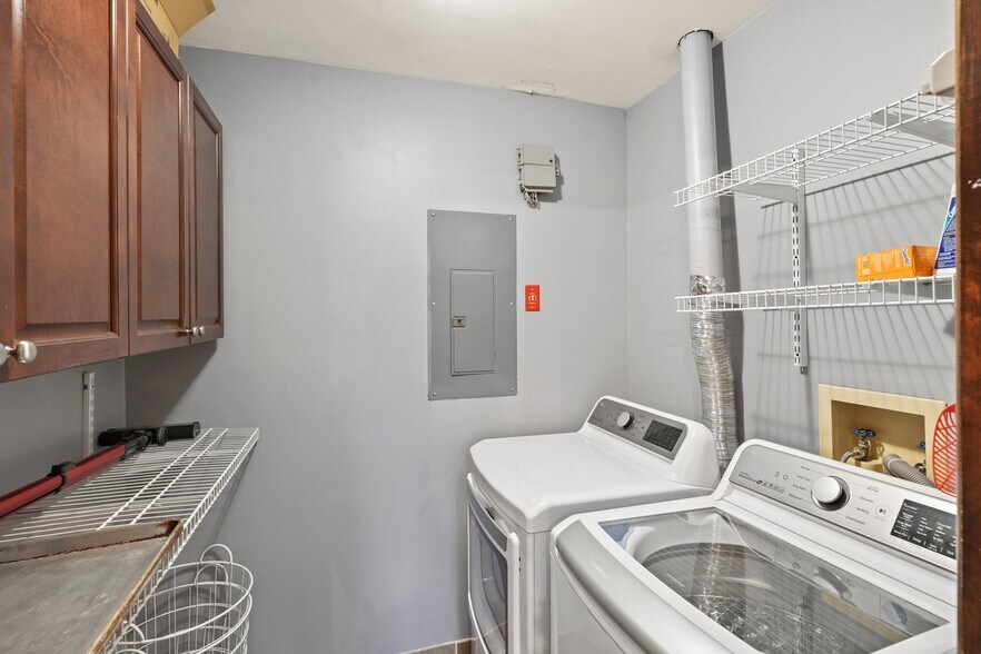 More Photos Of 65 Grand Central Ave, Lavallette Storefront Retail Residential For Sale