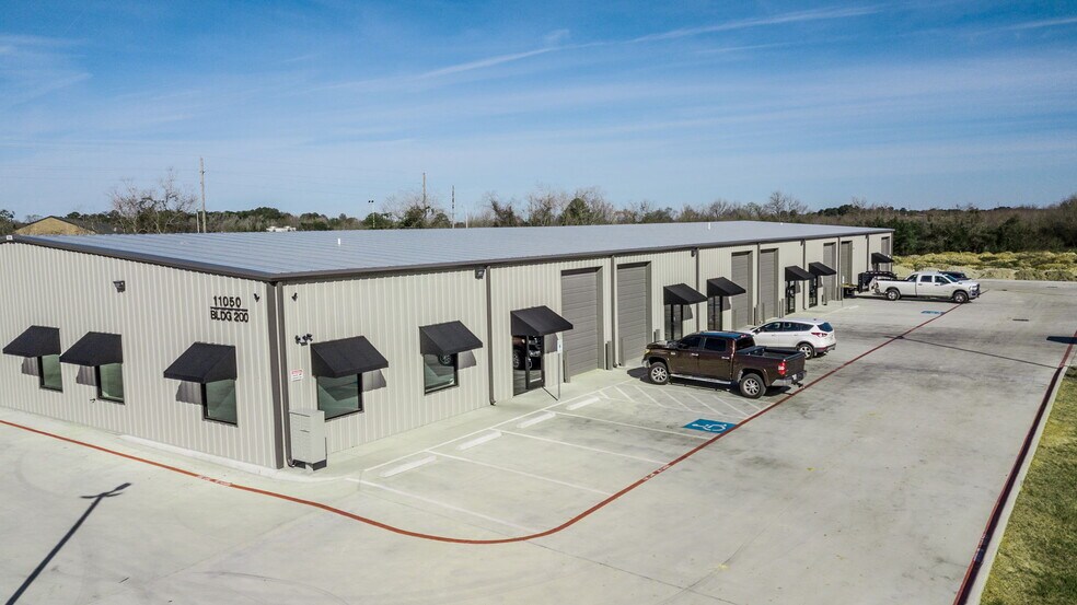 More Photos Of 11050 Mahaffey Rd, Tomball Unknown For Lease