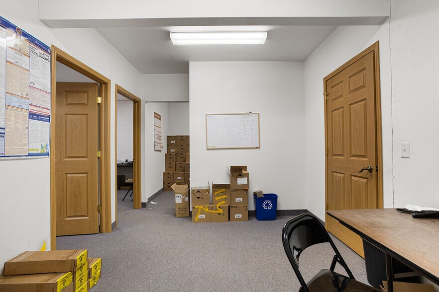 More Photos Of 2001 8th Ave SE, Minot General Retail For Sale