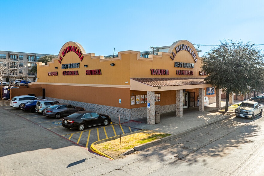 More Photos Of 2420 N Fitzhugh Ave, Dallas Supermarket For Lease