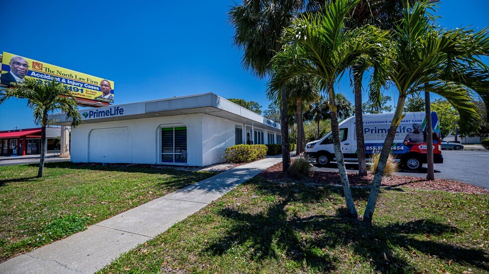 More Photos Of 2621 S Cleveland Ave, Fort Myers Medical For Sale