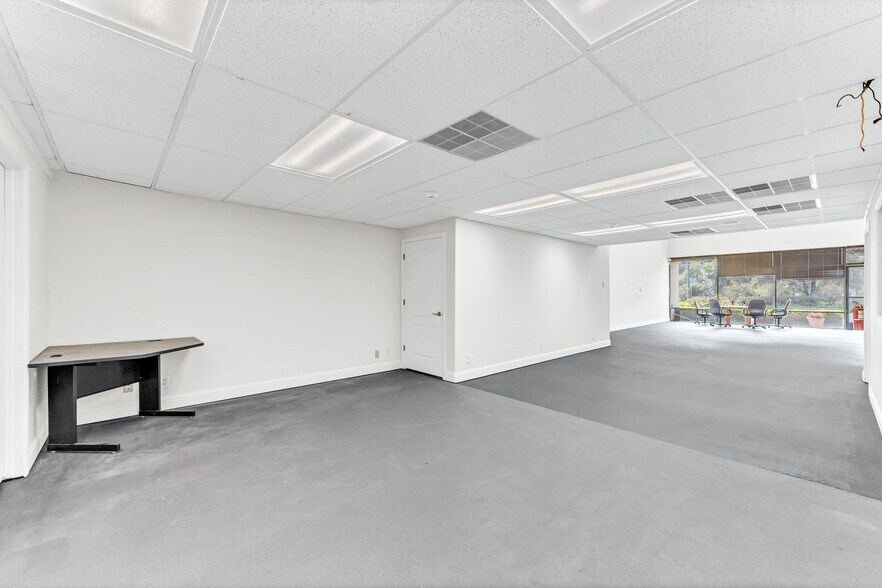 More Photos Of 1925 Francisco Blvd E, San Rafael Light Manufacturing For Lease