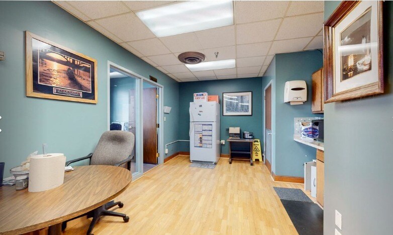 More Photos Of 332 W Broadway, Louisville Office For Sale