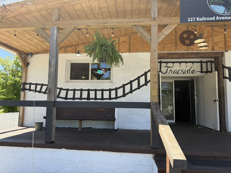 More Photos Of 327 Railroad Ave, Tracy City General Retail For Sale