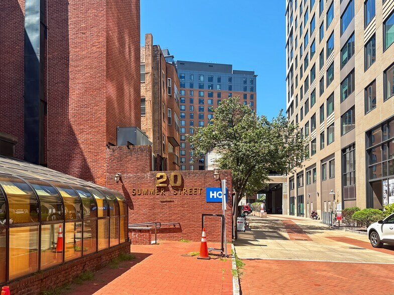More Photos Of 20 Summer St, Stamford Coworking Space