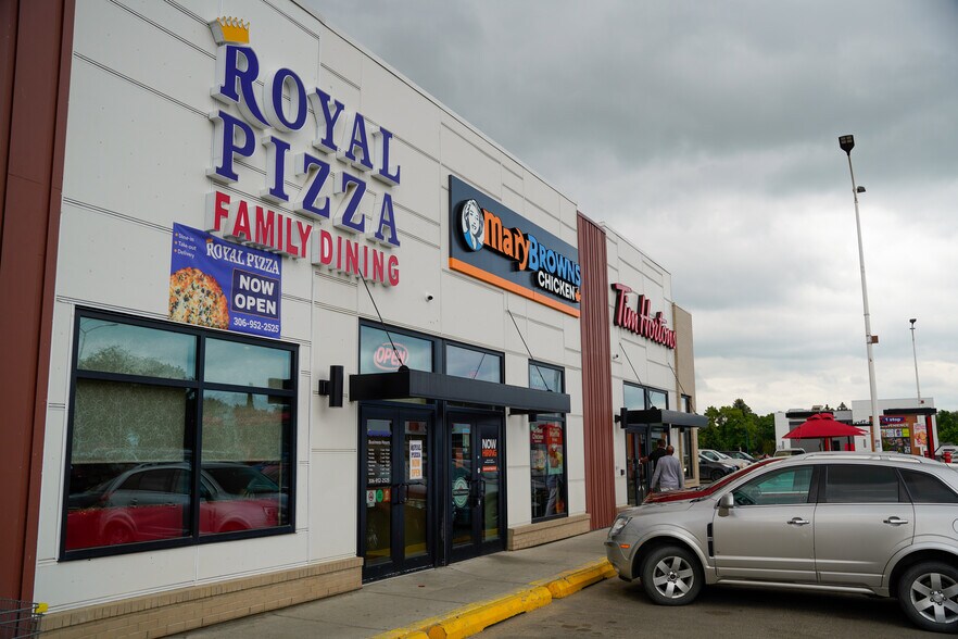 More Photos Of 2325 Preston Ave S, Saskatoon Unknown For Lease