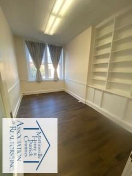 More Photos Of 20 E Main St, Martinsville Office For Sale