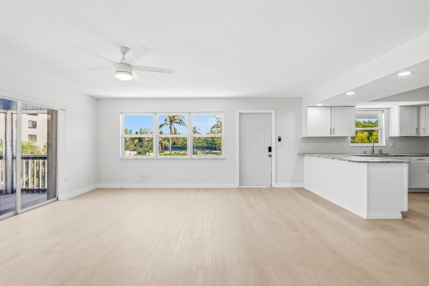 More Photos Of 741 Hernando St, Fort Pierce Multifamily For Sale