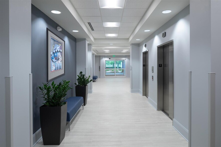 More Photos Of 8401 Medical Plaza Dr, Charlotte Medical For Lease