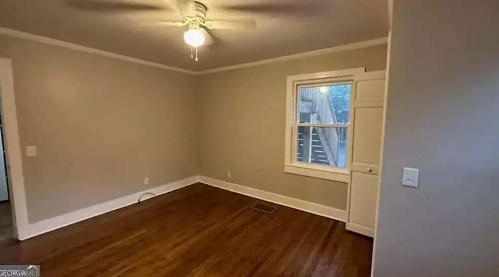 More Photos Of 305 S Walnut St, Greensboro Apartments For Sale