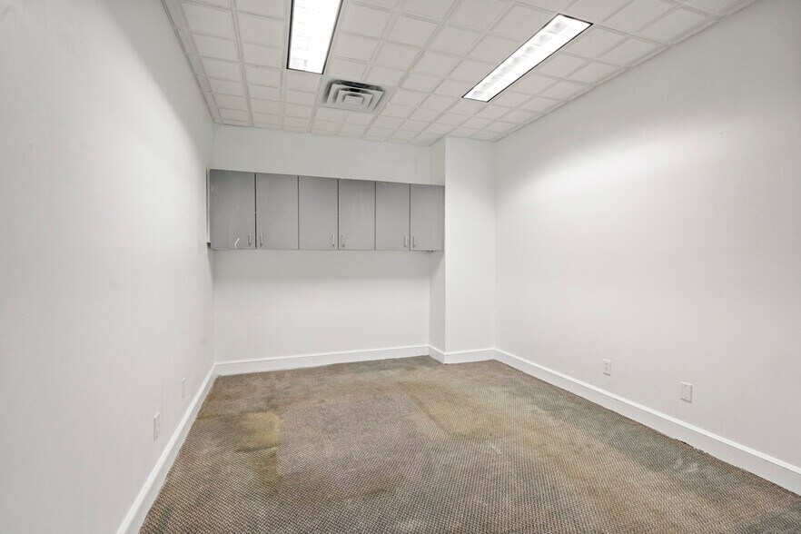 More Photos Of 1735 W Hibiscus Blvd, Melbourne Medical For Lease