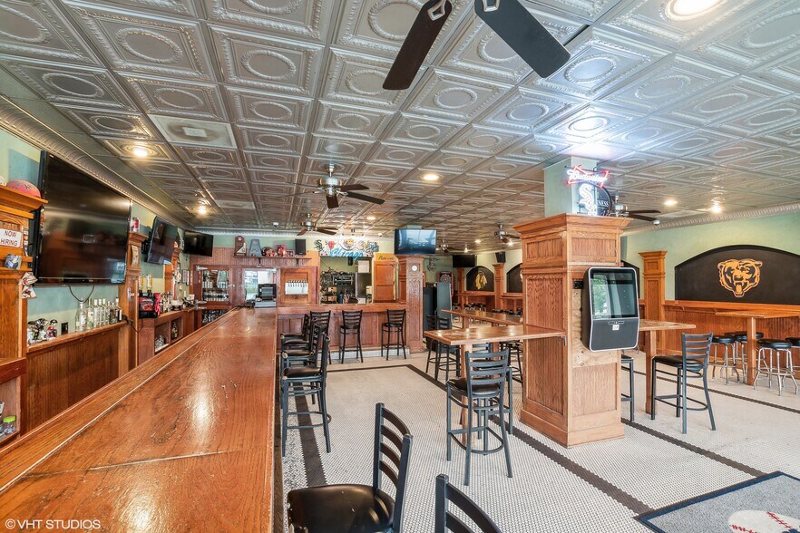 More Photos Of 10638 S Western Ave, Chicago Storefront For Sale