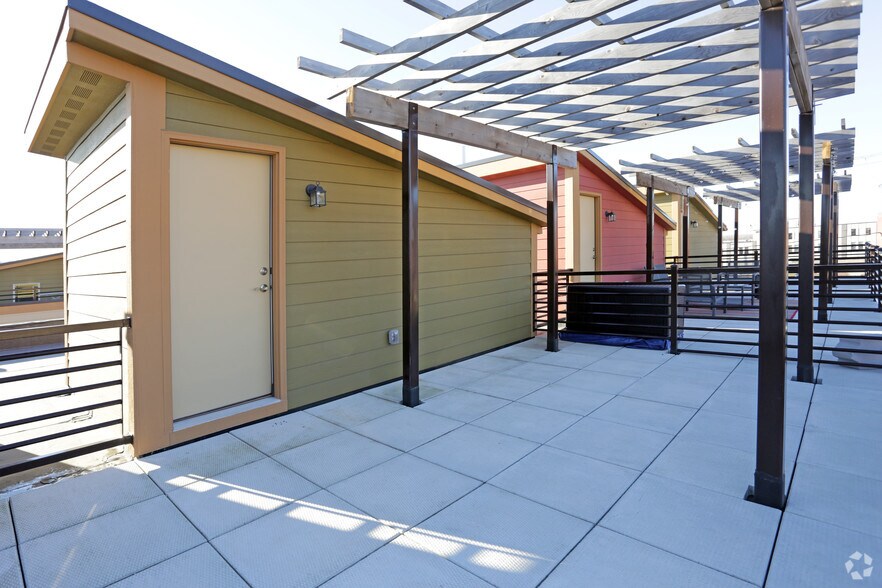 More Photos Of 325 SW 7th St, Des Moines Apartments For Sale