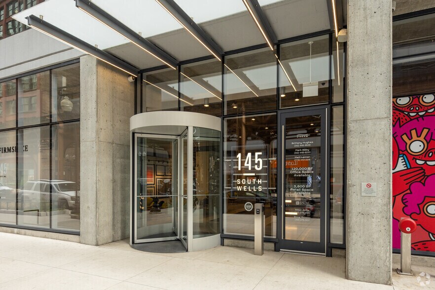 More Photos Of 145 S Wells St, Chicago Office For Lease
