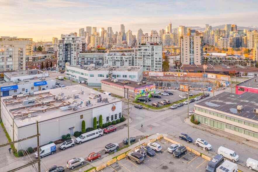 More Photos Of 325 W 4th Ave, Vancouver Light Manufacturing For Lease