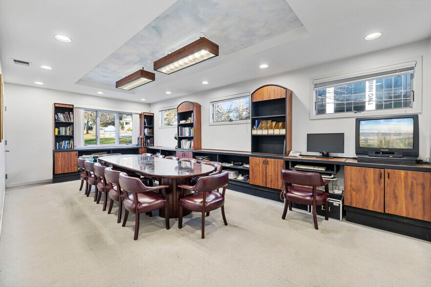 More Photos Of 295 W Route 59, Spring Valley Office Residential For Sale