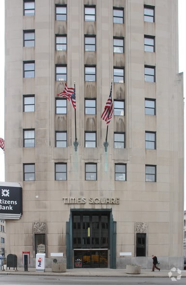 More Photos Of 45 Exchange Blvd, Rochester Office For Lease