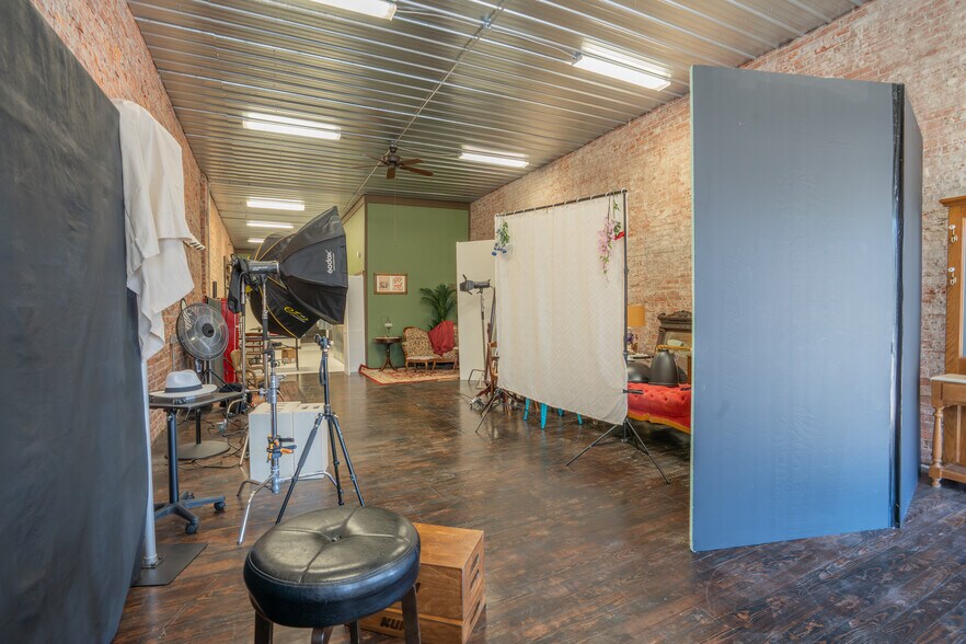 More Photos Of 207 S Railroad St, Brookston General Retail For Sale