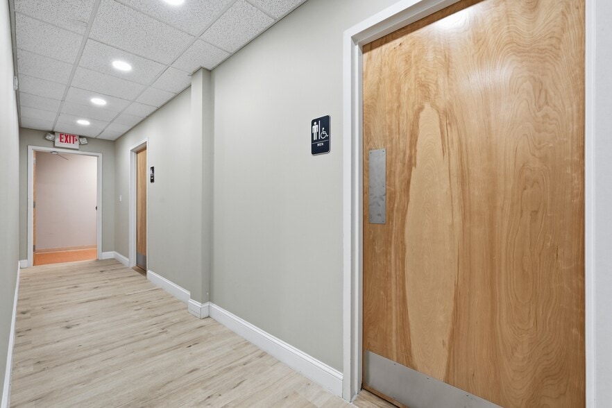 More Photos Of 434-440 High St, Holyoke Storefront Retail Office For Sale