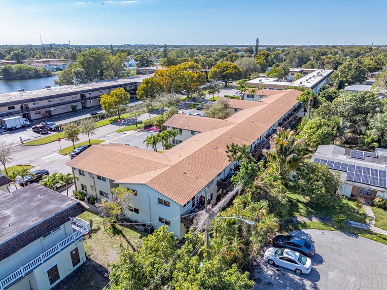 More Photos Of 5971 NW 17th Pl, Sunrise Apartments For Sale