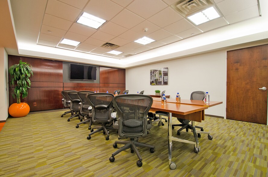 More Photos Of 600 Mamaroneck Ave, Harrison Office For Lease