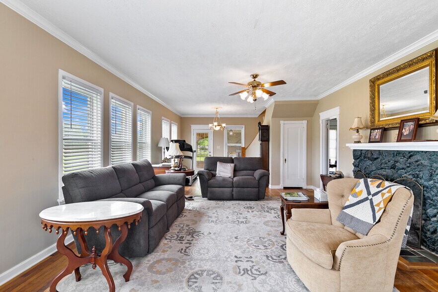 More Photos Of 2222 N Main St, Highlands Land For Sale