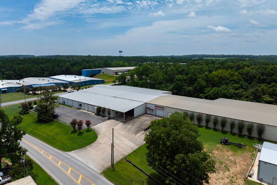 More Photos Of 100 Airpark Industrial Rd, Alabaster Warehouse For Sale